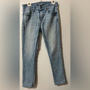 American Eagle men’s jeans